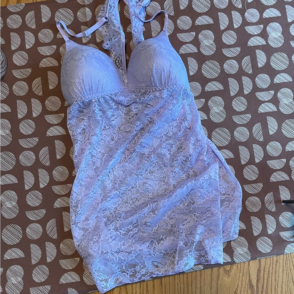 LILAC + LONDON NWOT Women’s Medium Lavender Lace Chemise
